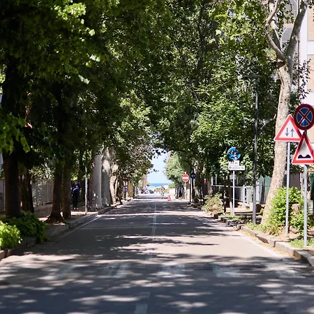 Apartment Victoria Garden Lifestyle *